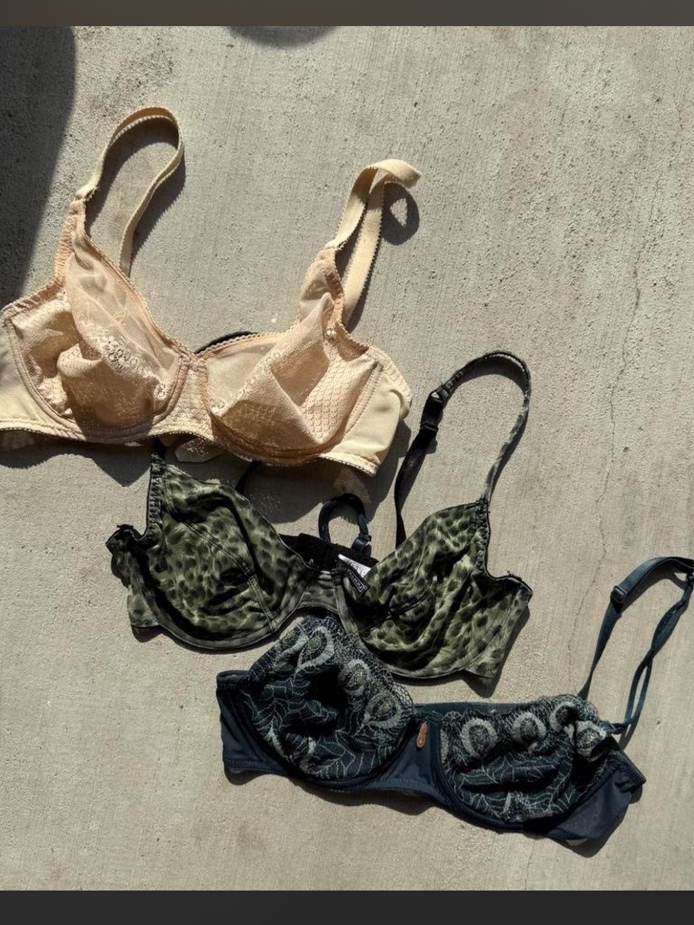 Women’s Lace and Embroidered Underwire Bra Set - Beige, Olive, Navy